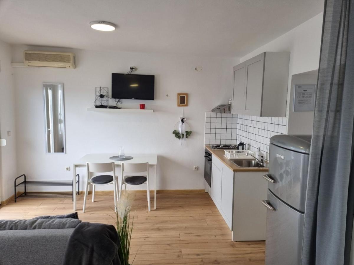 Apartmani Mali Selce Εξωτερικό φωτογραφία